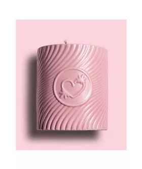 High On Love Massage Candle - Champagne And Strawberries