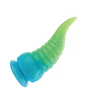Quade Dildo