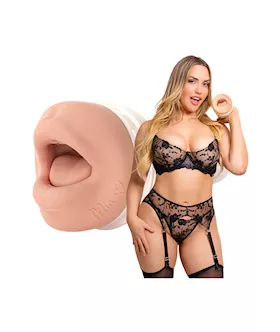 Fleshlight Mia Malkova Headshot Masturbator