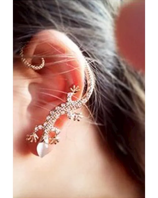 Golden Punk Diamond-Studded Lizard Ear Clip