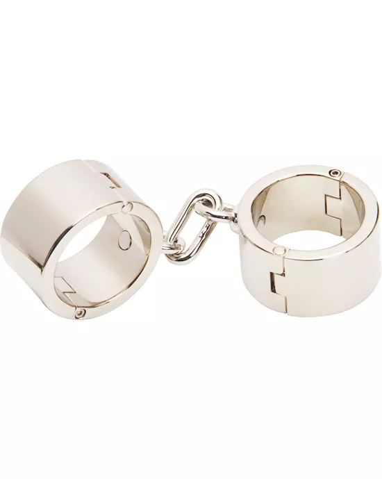 Heavy duty locking cuffs