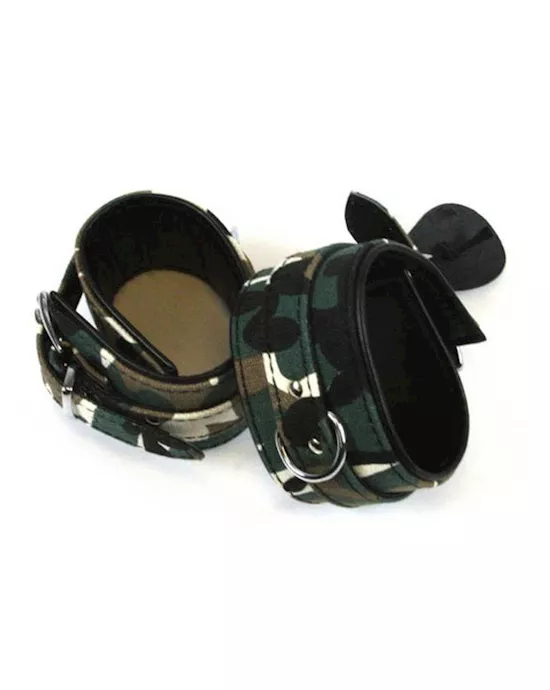 Kinky Wrist Cuffs