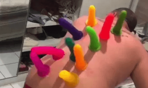 small_dildosaur_6.png